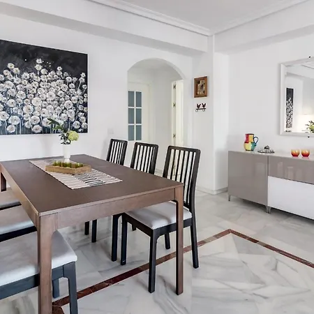 Lcr4- Large 3 Bed Close To Beaches Marbella