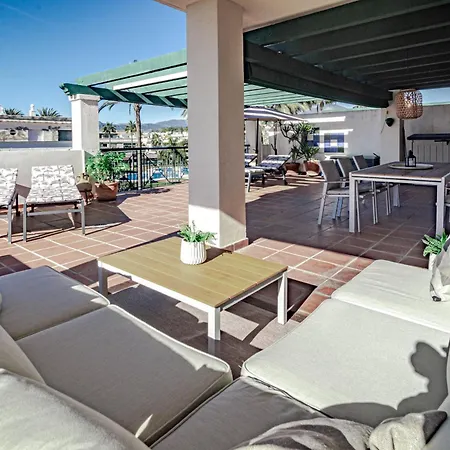 Lcr4- Large 3 Bed Close To Beaches Apartment