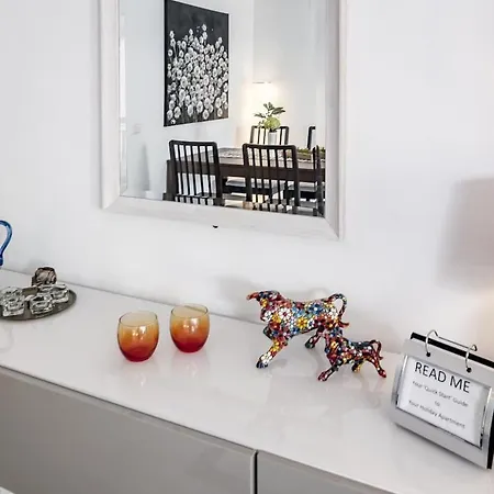 Appartamento Lcr4 - Large 3-bedroom Near *